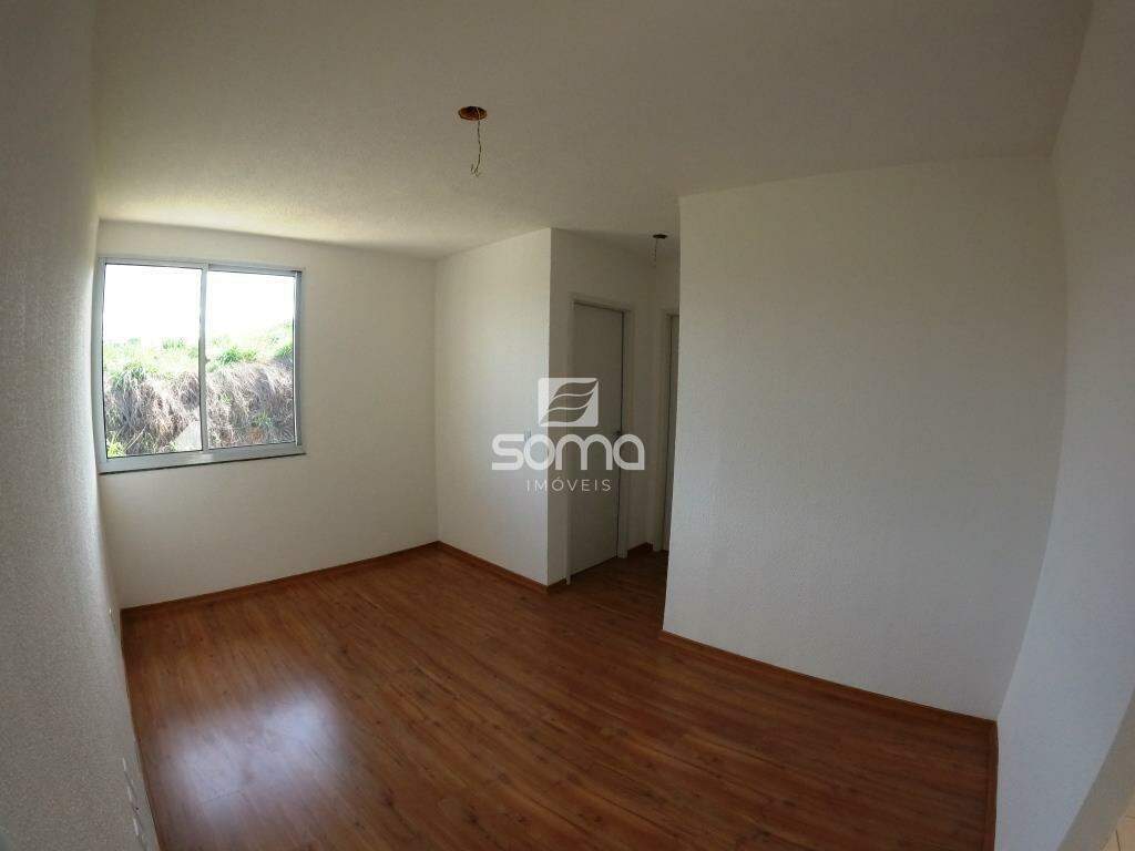 Apartamento para aluguel no Serra Dourada: 