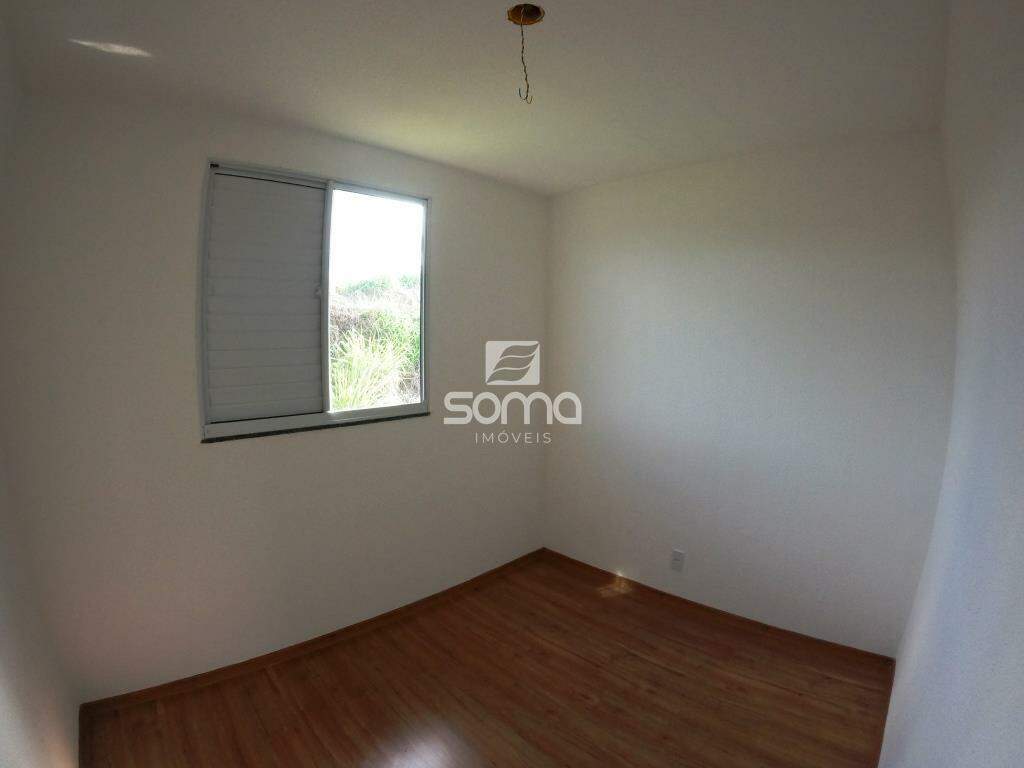 Apartamento para aluguel no Serra Dourada: 