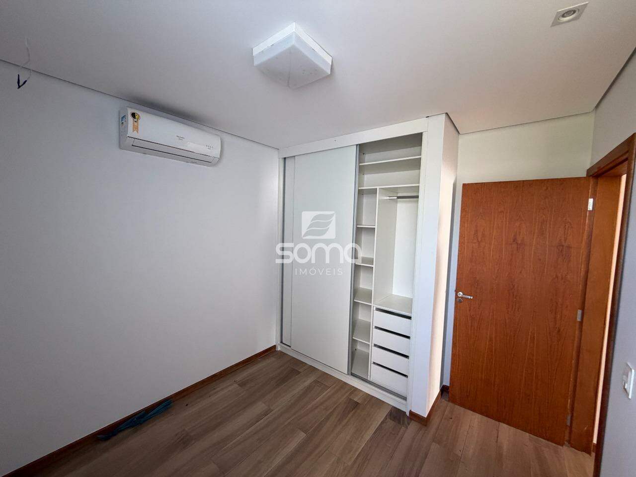 Casa em condomínio à venda no Condominio Rosa dos Ventos: