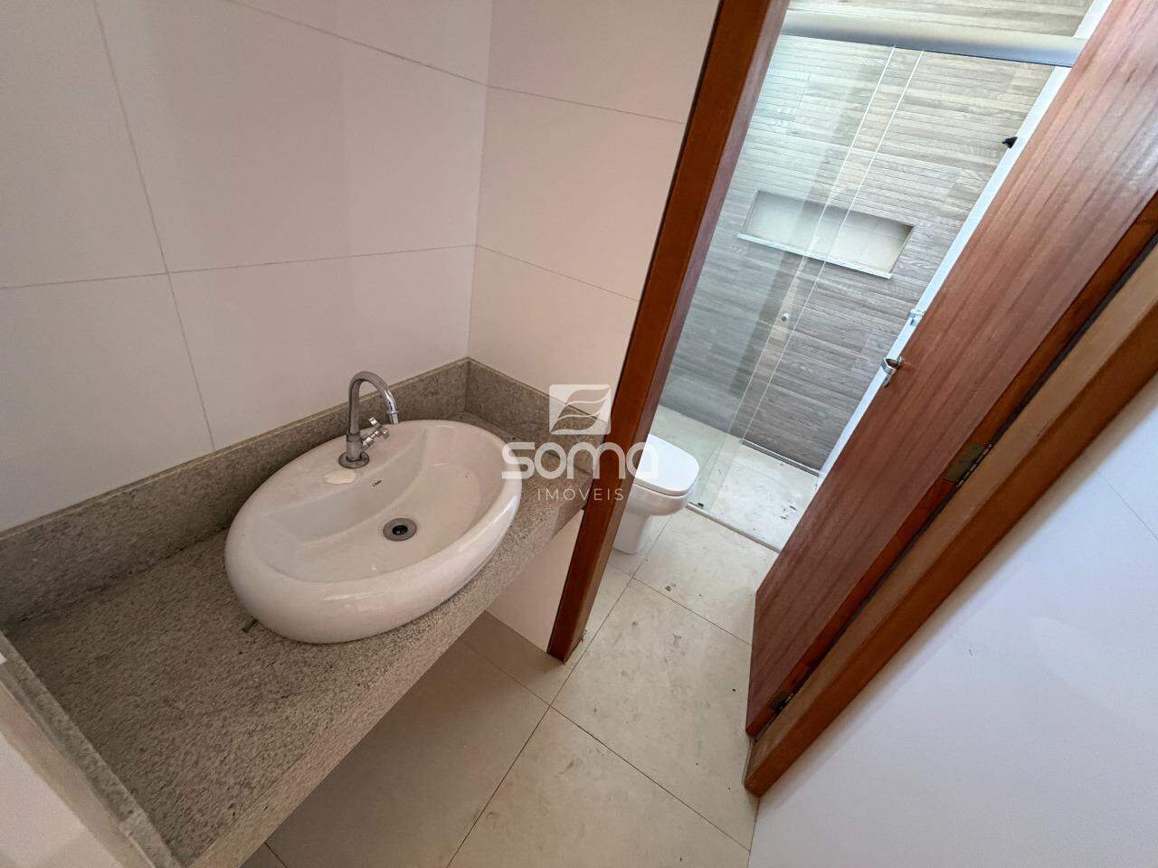 Casa em condomínio à venda no Condominio Rosa dos Ventos: