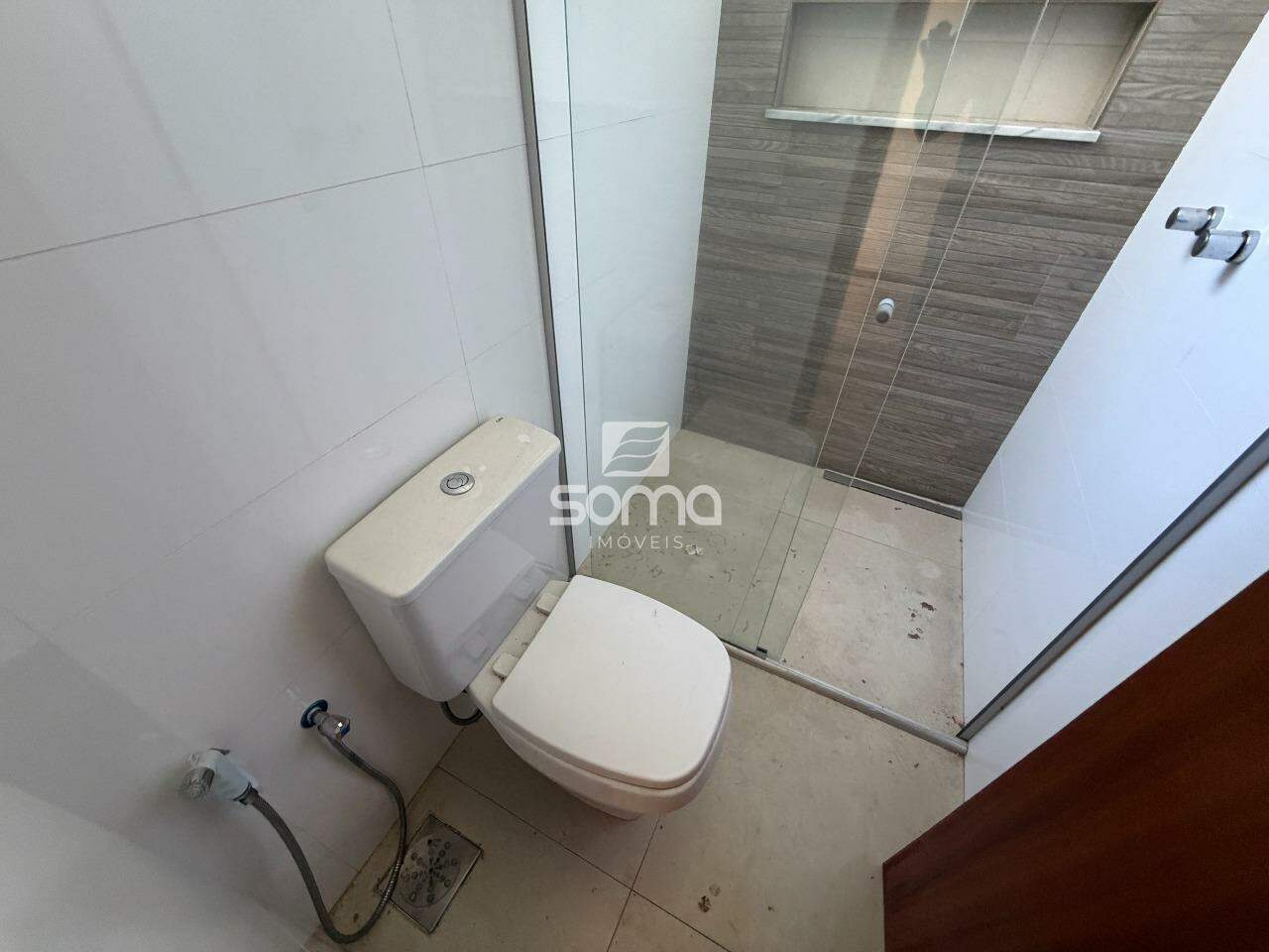 Casa em condomínio à venda no Condominio Rosa dos Ventos: