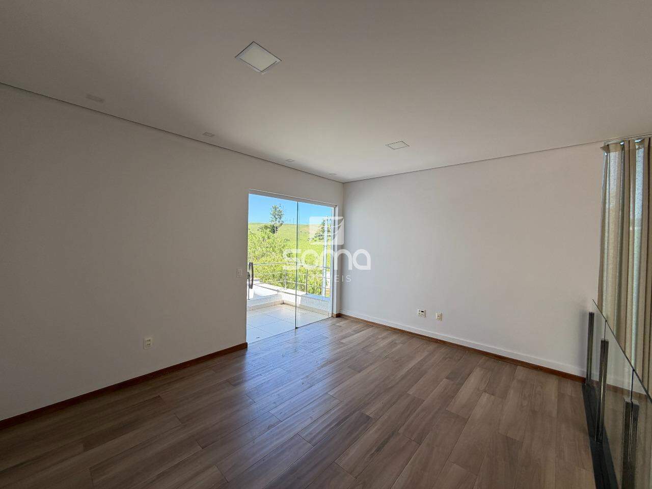 Casa em condomínio à venda no Condominio Rosa dos Ventos: