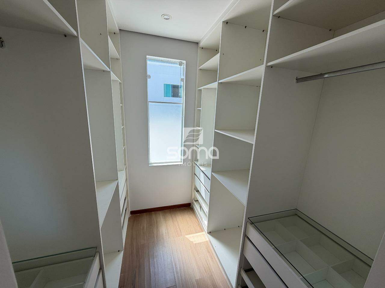 Casa em condomínio à venda no Condominio Rosa dos Ventos: