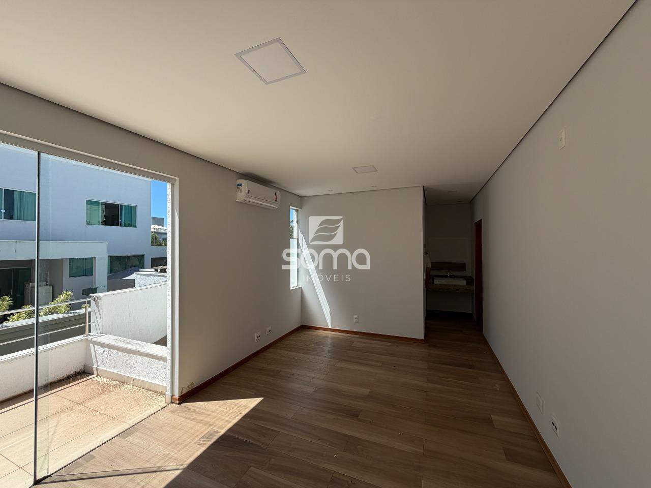 Casa em condomínio à venda no Condominio Rosa dos Ventos: