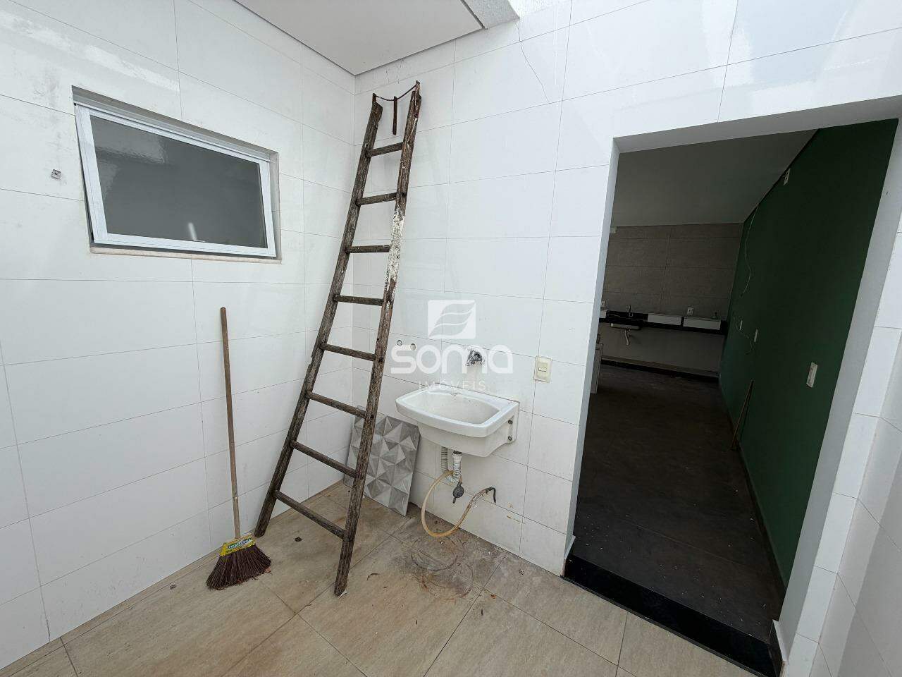 Casa em condomínio à venda no Condominio Rosa dos Ventos: