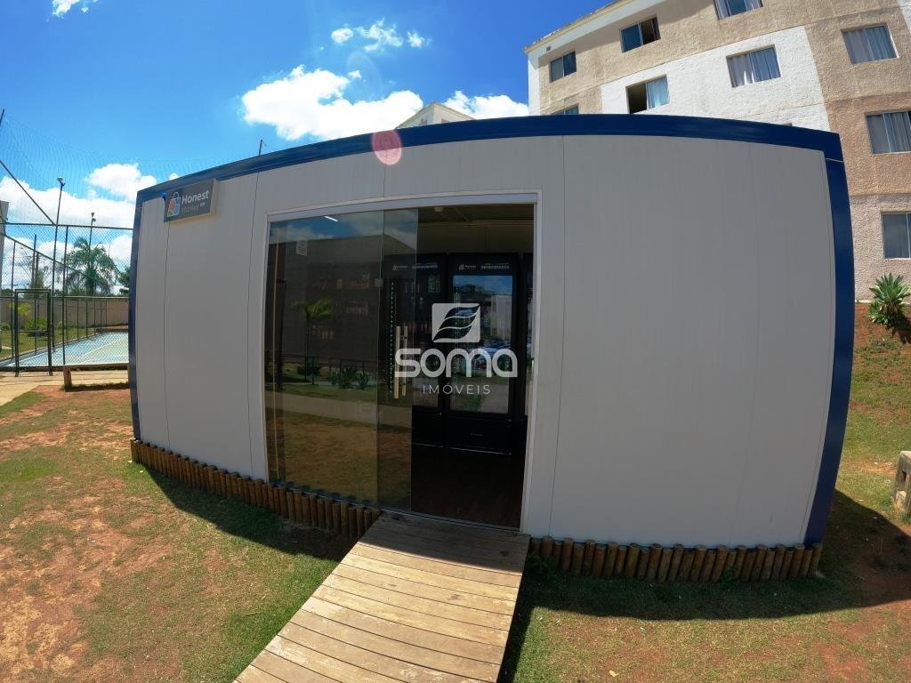 Apartamento à venda no Angicos : 