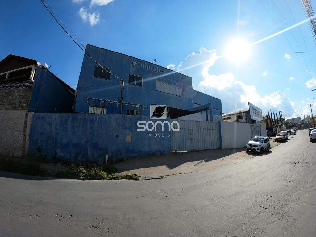 PREDIO COMERCIAL para aluguel no Nova Pampulha : 