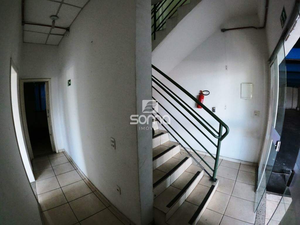 PREDIO COMERCIAL para aluguel no Nova Pampulha : 