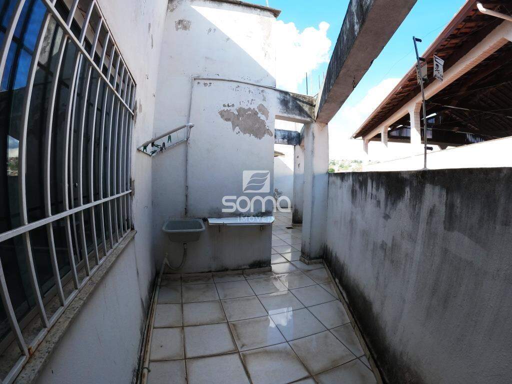 PREDIO COMERCIAL para aluguel no Nova Pampulha : 