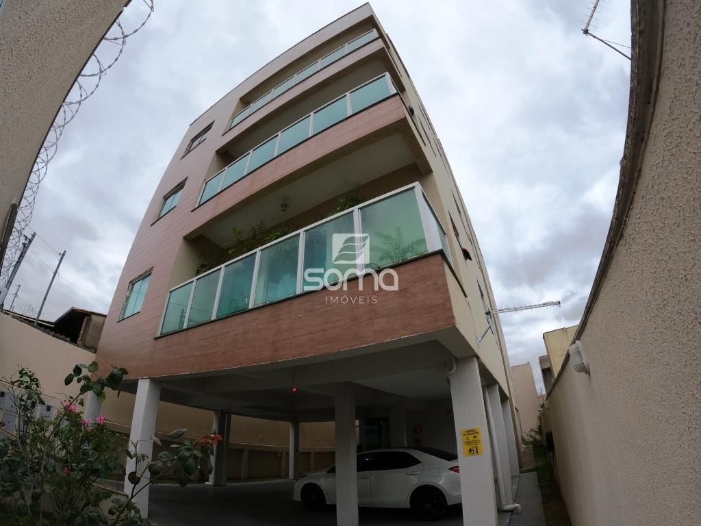 Apartamento à venda no Célvia: 