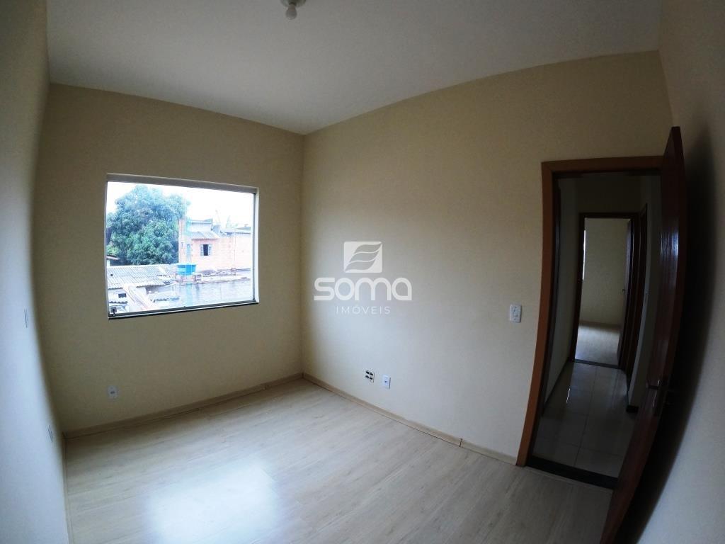 Apartamento à venda no Célvia: 