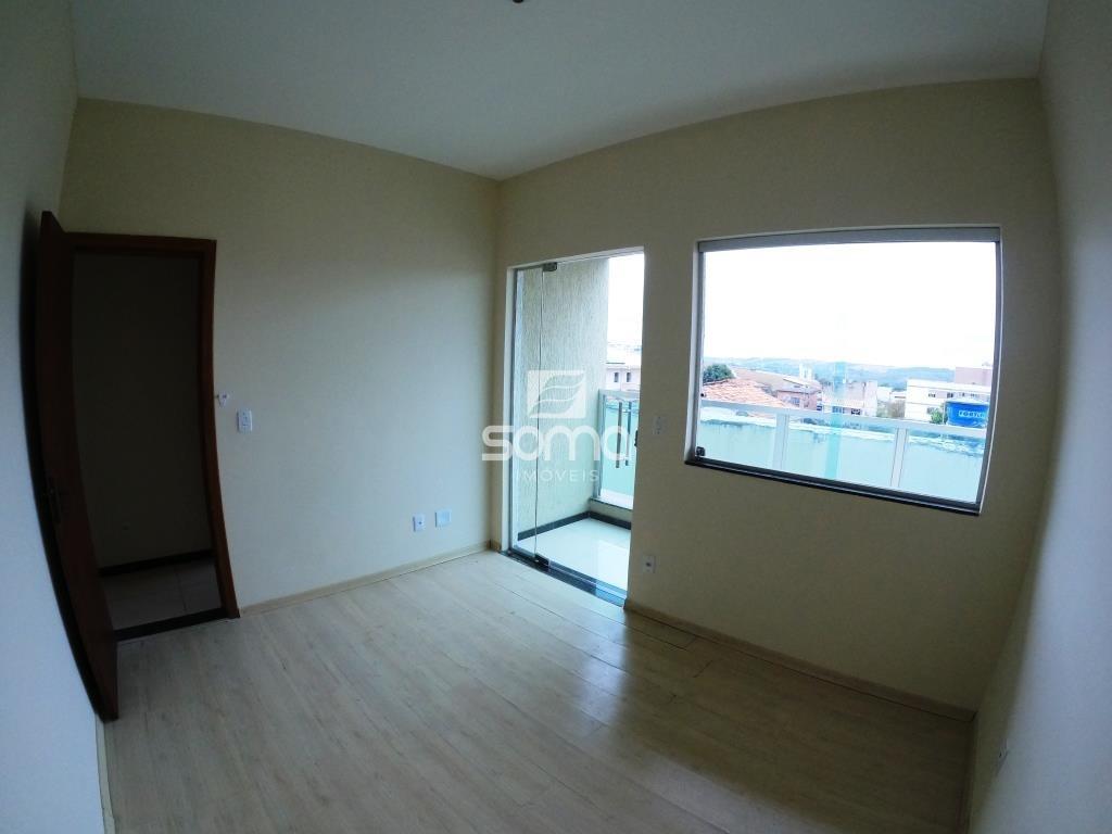 Apartamento à venda no Célvia: 