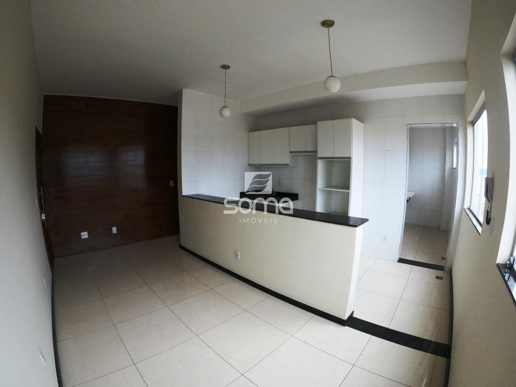 Apartamento à venda no Célvia: 