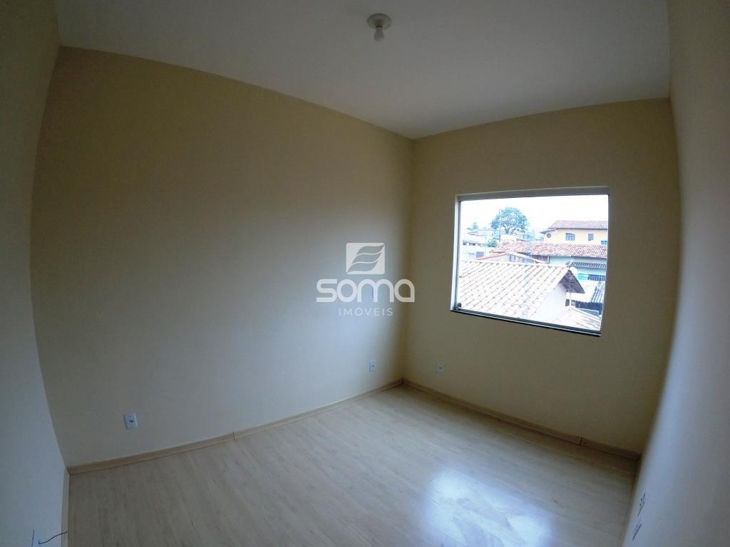 Apartamento à venda no Célvia: 