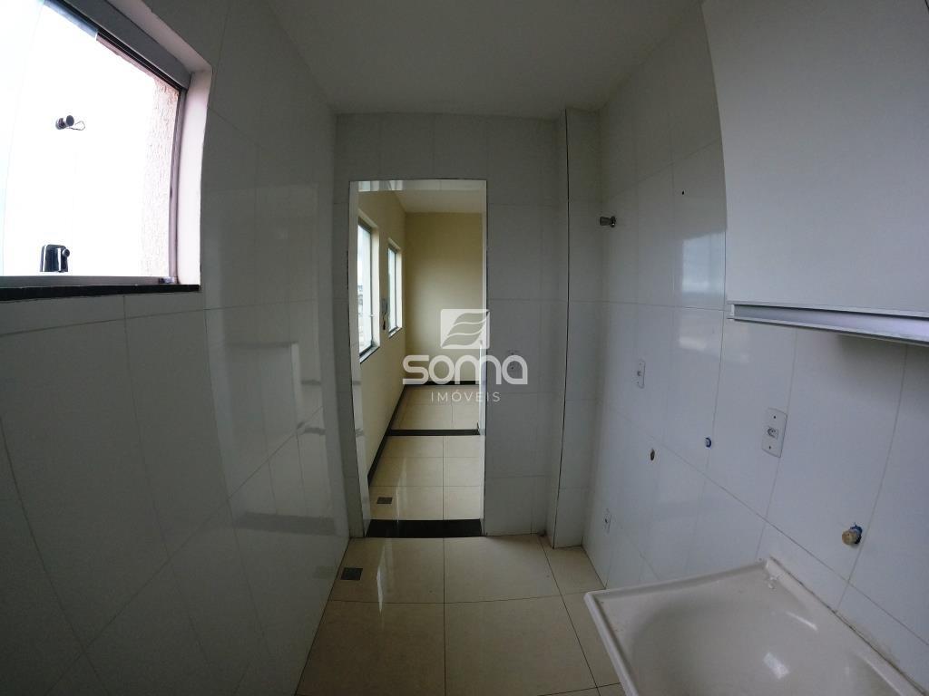 Apartamento à venda no Célvia: 