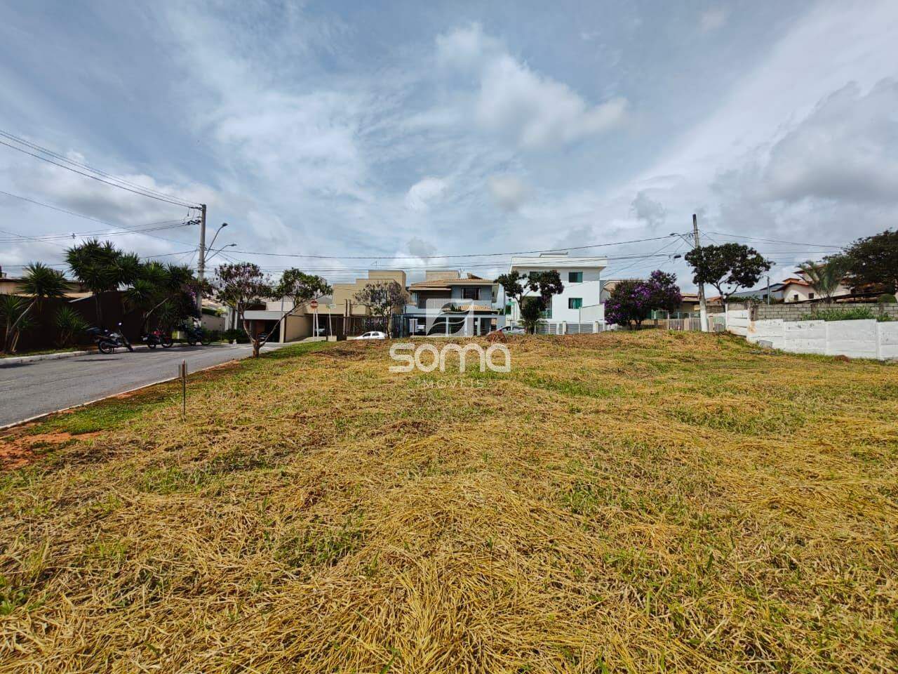 Lotes em Condomínio à venda no Condominio Rosa dos Ventos: 