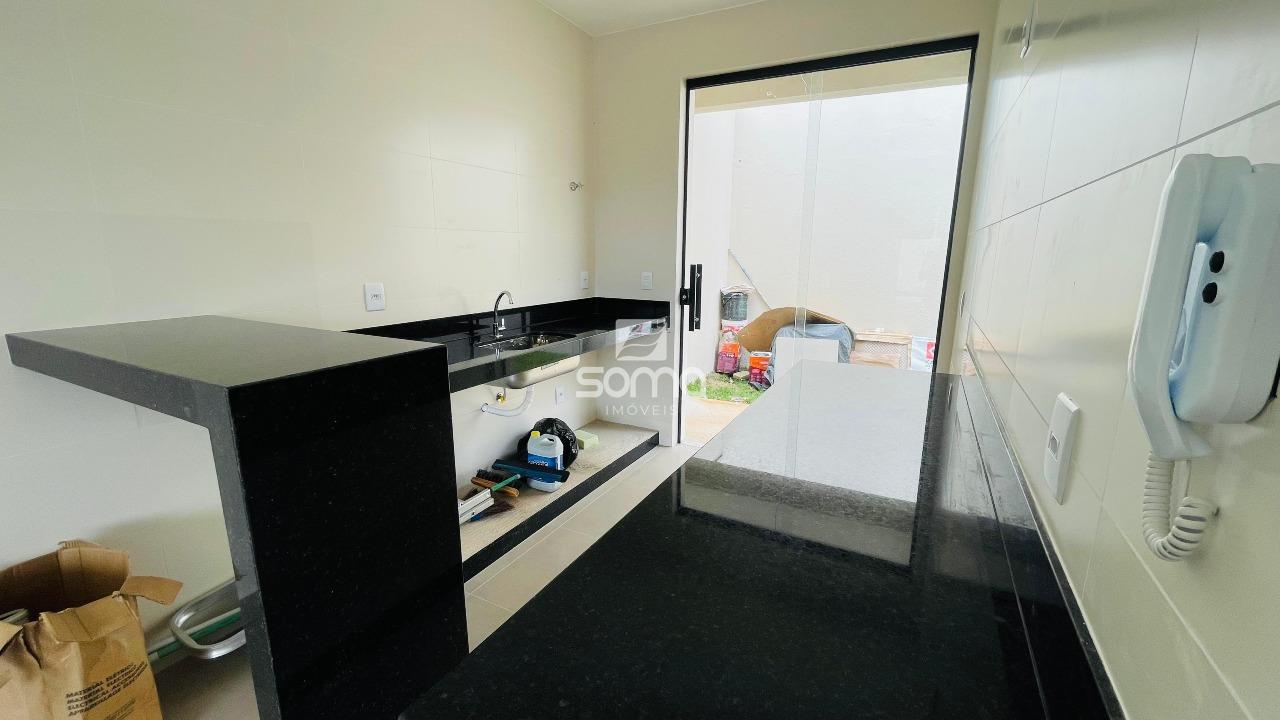 Casa Geminada à venda no JARDIM IMPERIAL: 