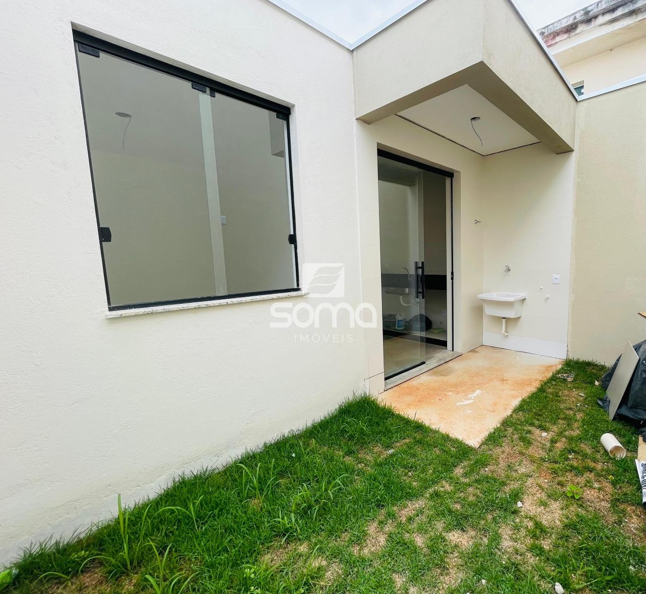 Casa Geminada à venda no JARDIM IMPERIAL: 