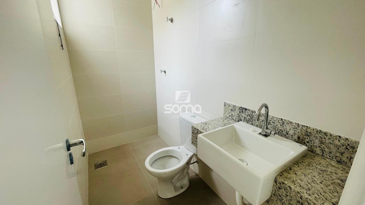 Casa Geminada à venda no JARDIM IMPERIAL: 