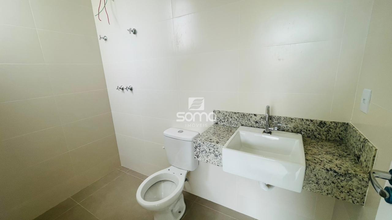 Casa Geminada à venda no JARDIM IMPERIAL: 