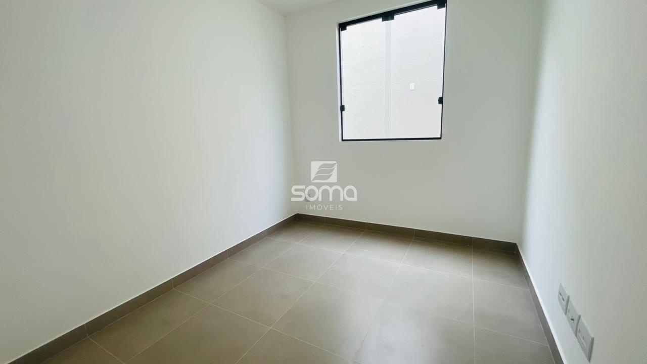 Casa Geminada à venda no JARDIM IMPERIAL: 