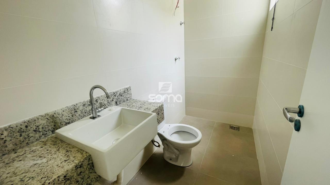 Casa Geminada à venda no JARDIM IMPERIAL: 