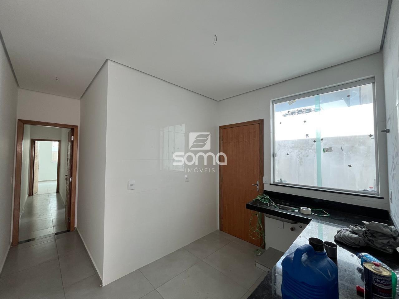 Casa Geminada à venda no Célvia: 