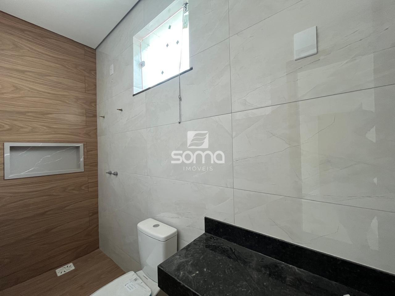 Casa Geminada à venda no Célvia: 