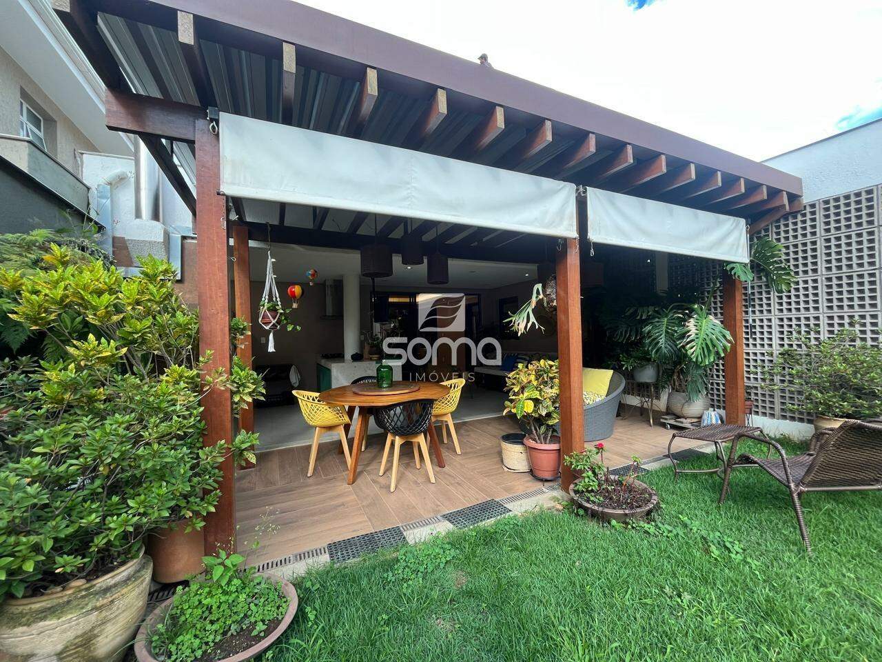 Casa em condomínio à venda no Condominio Rosa dos Ventos: 