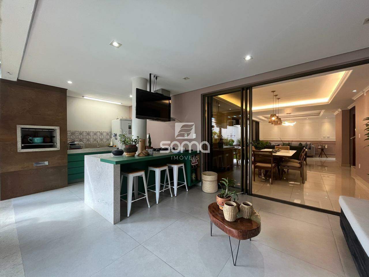 Casa em condomínio à venda no Condominio Rosa dos Ventos: 