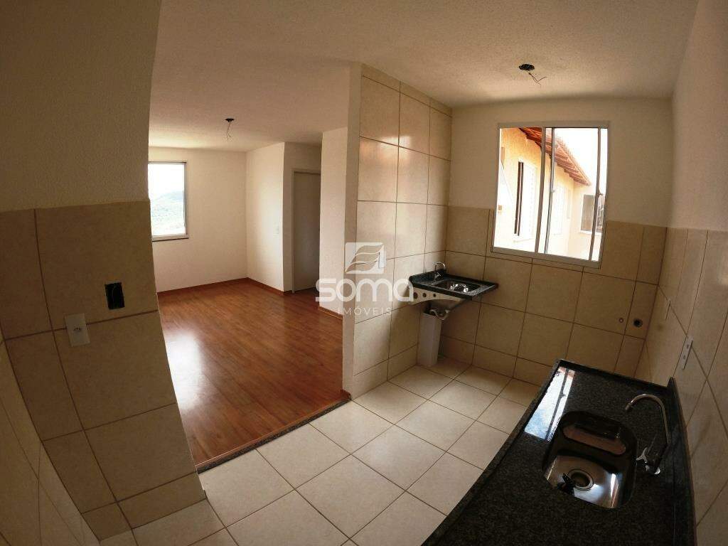 Apartamento para aluguel no Serra Dourada: 