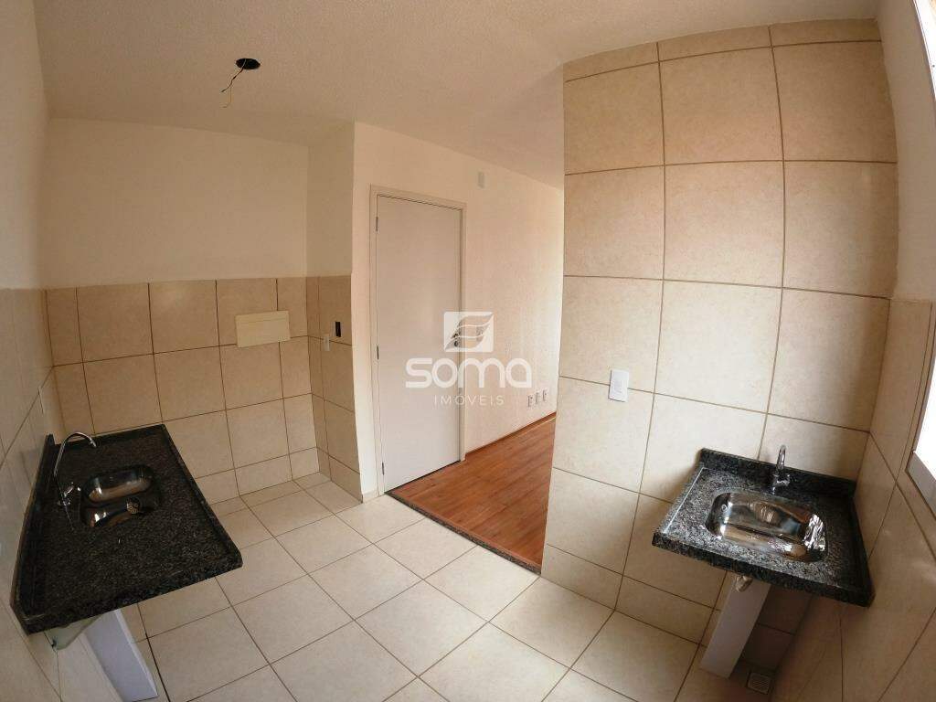 Apartamento para aluguel no Serra Dourada: 