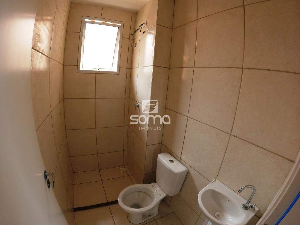 Apartamento para aluguel no Serra Dourada: 