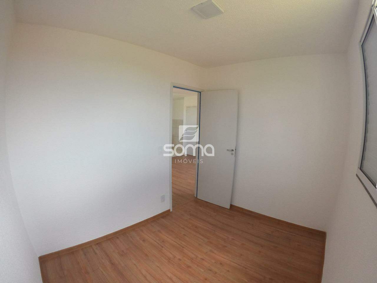 Apartamento para aluguel no Serra Dourada: 