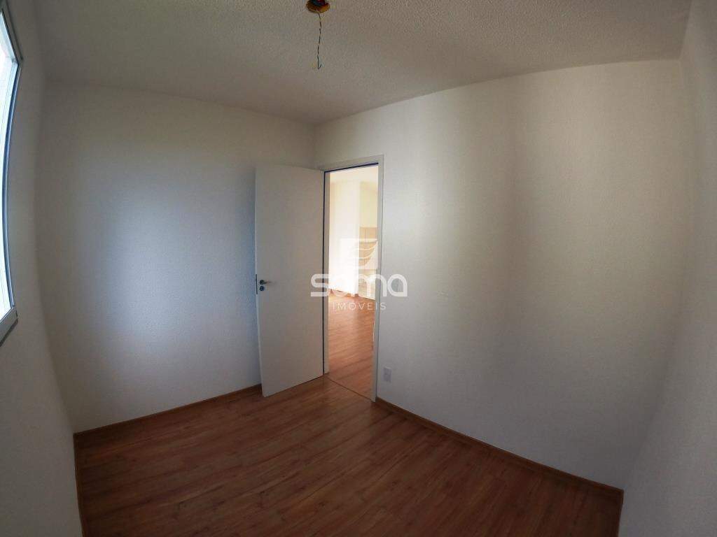 Apartamento para aluguel no Serra Dourada: 