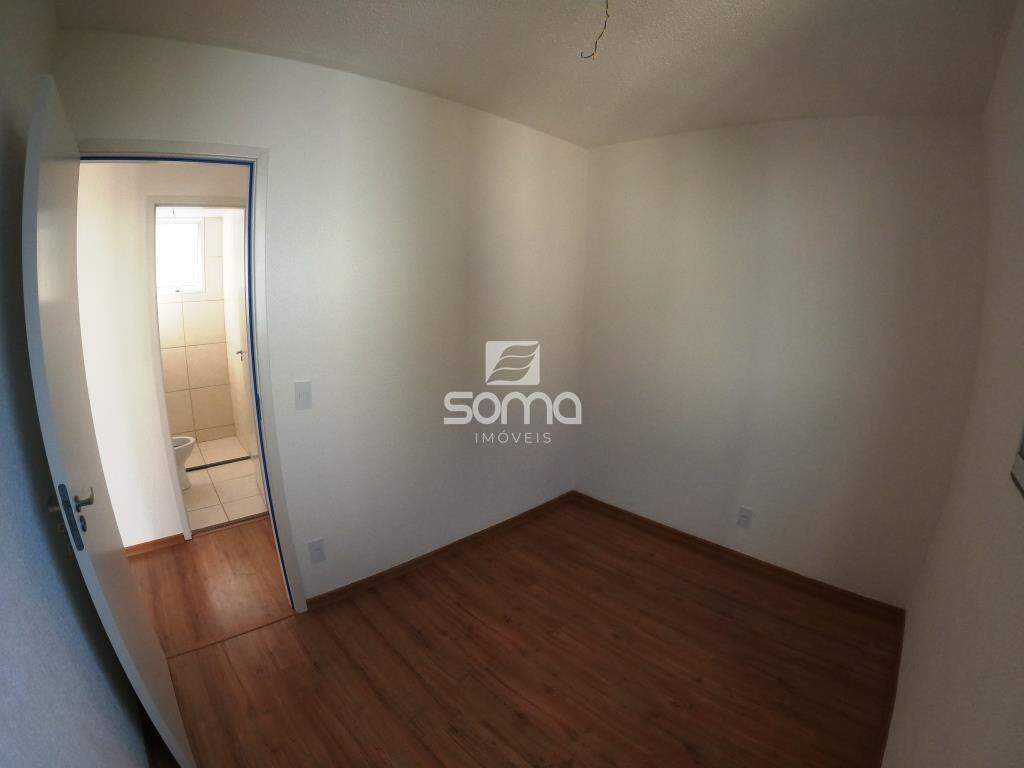 Apartamento para aluguel no Serra Dourada: 