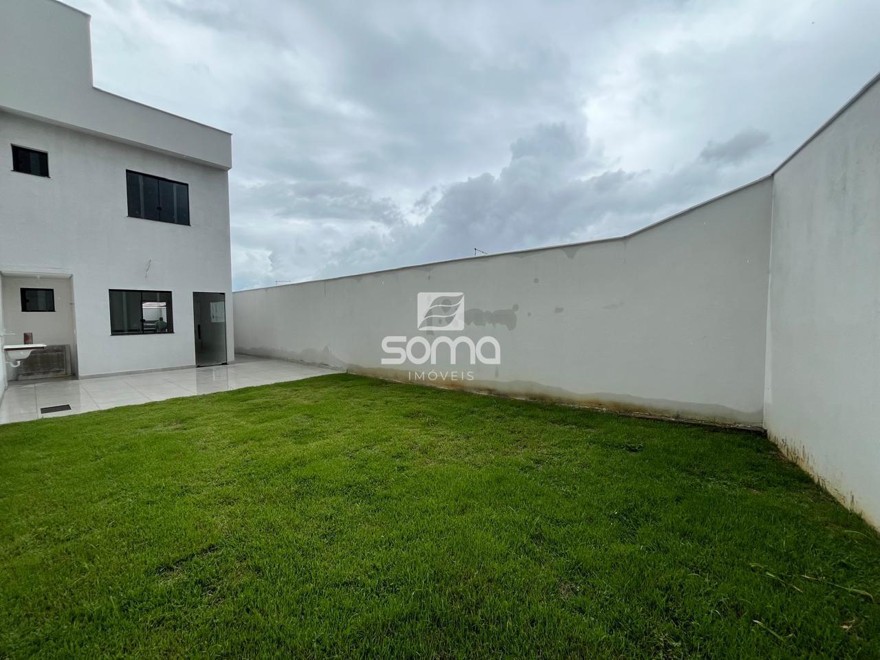 Casa à venda no Lourdes: 