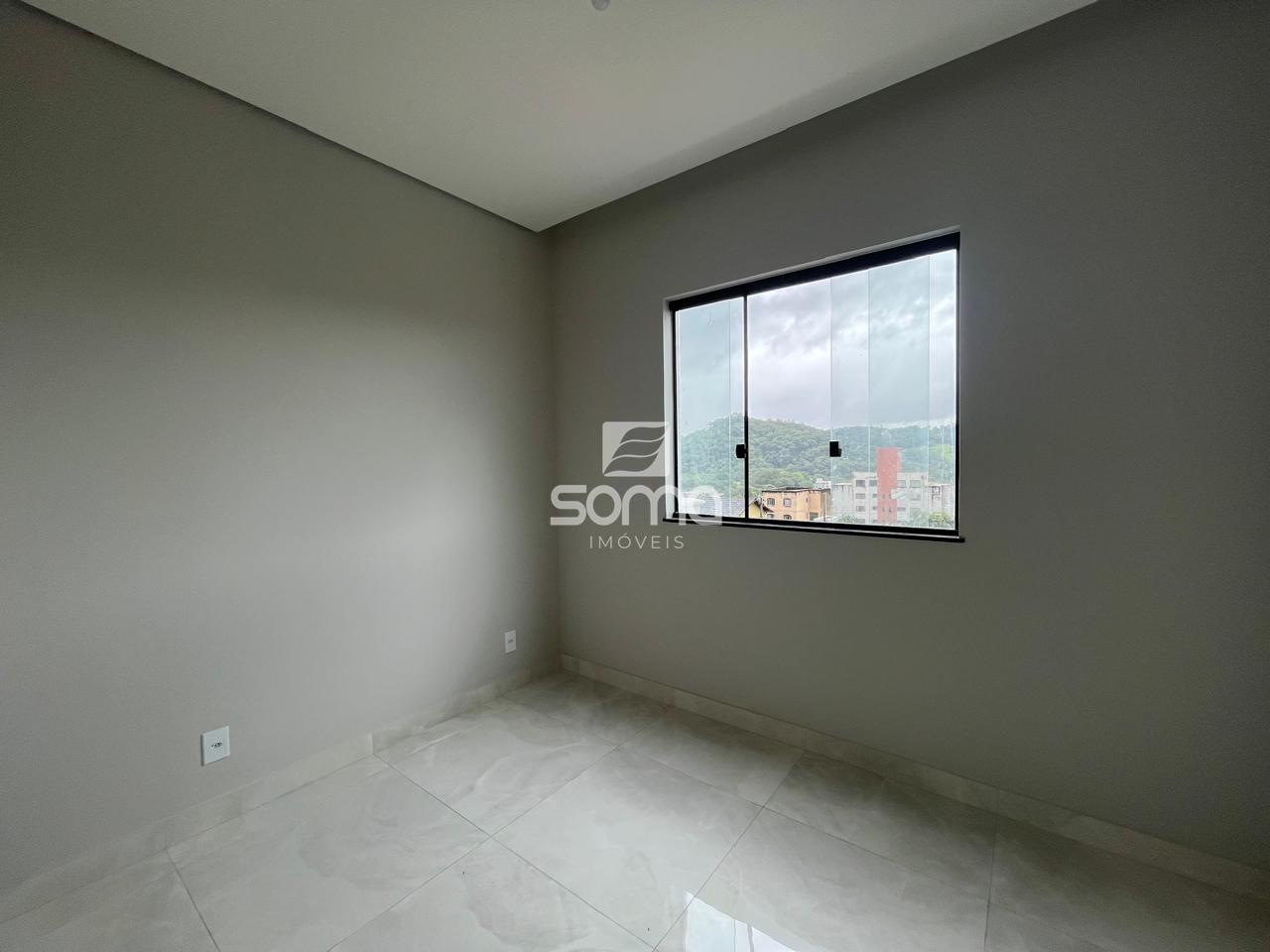 Casa à venda no Lourdes: 