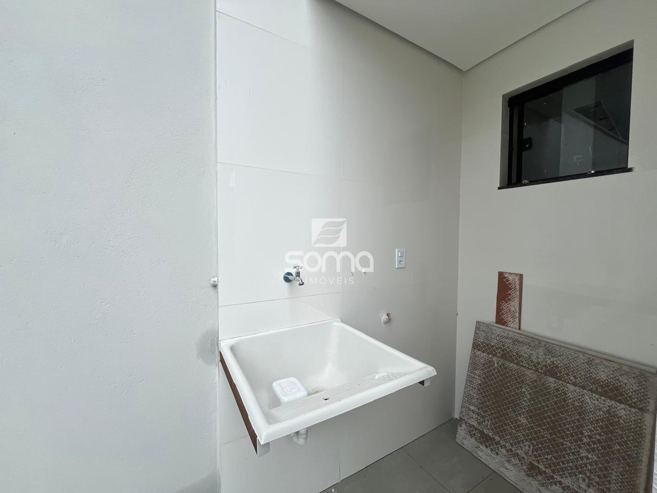 Casa à venda no Lourdes: 