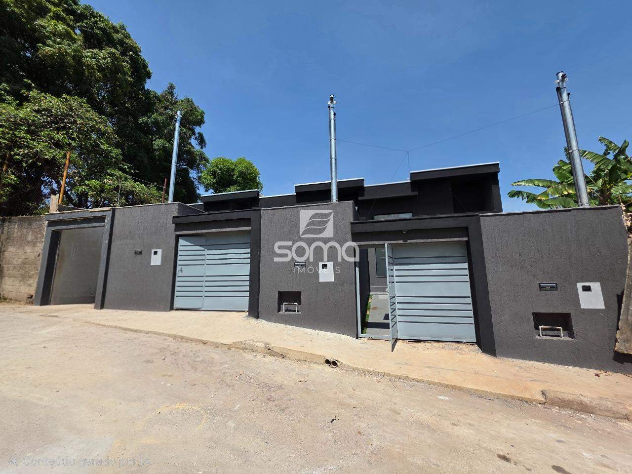Casa Geminada à venda no Cachoeira: