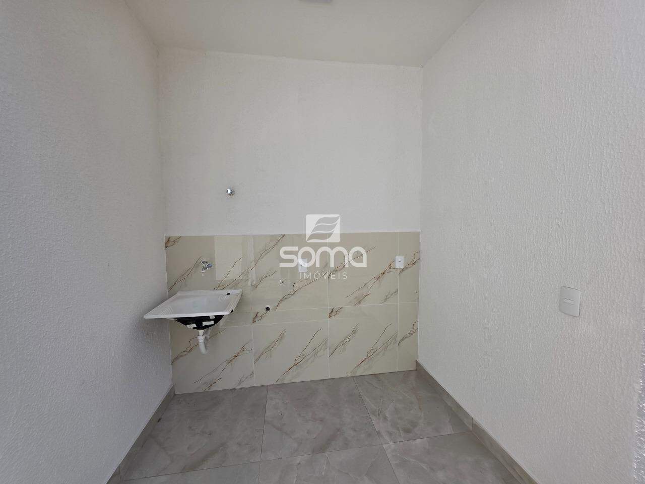 Casa Geminada à venda no Cachoeira: