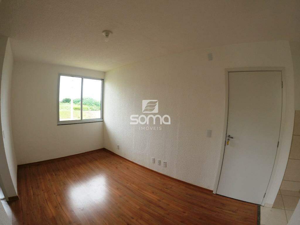 Apartamento para aluguel no Serra Dourada: 