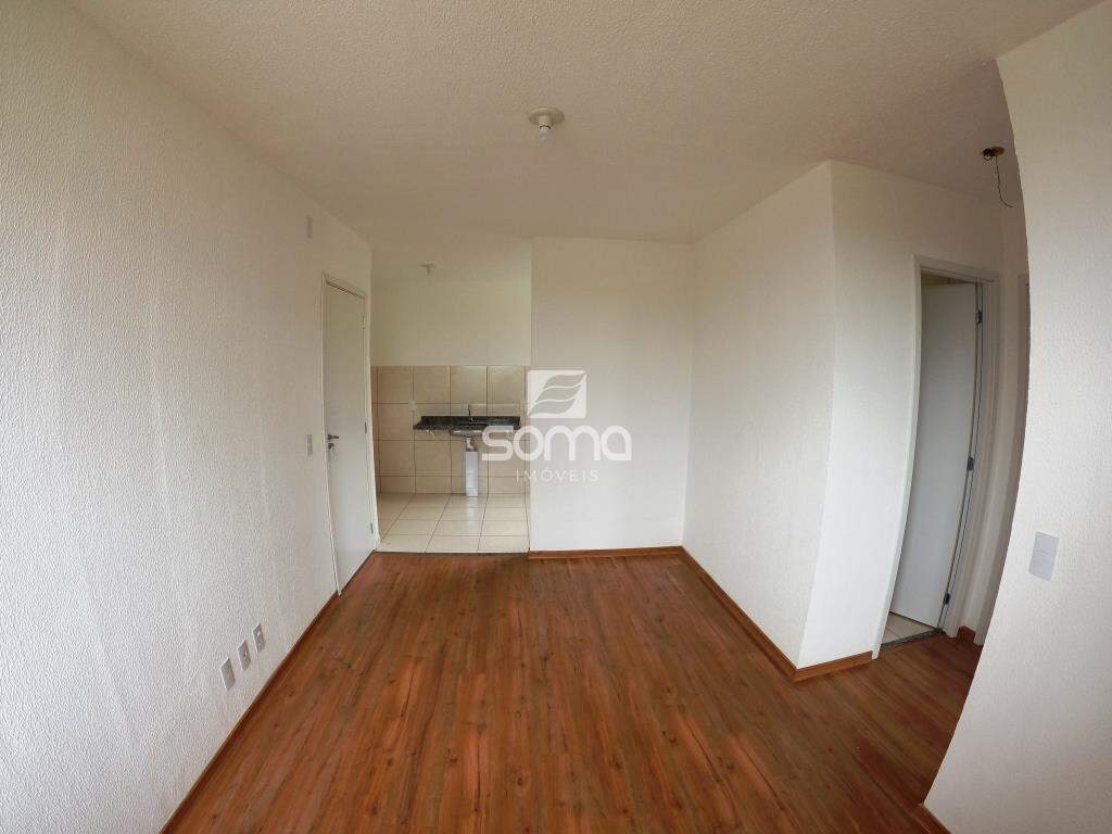 Apartamento para aluguel no Serra Dourada: 