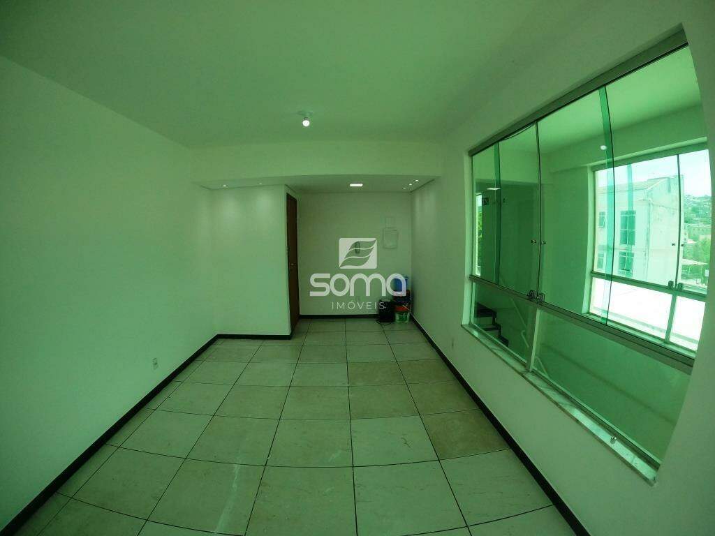 Sala para aluguel no Centro: 