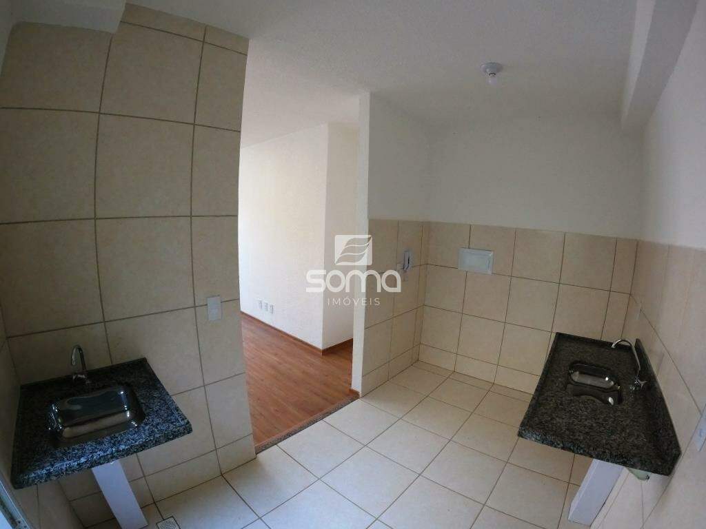 Apartamento para aluguel no Serra Dourada: 