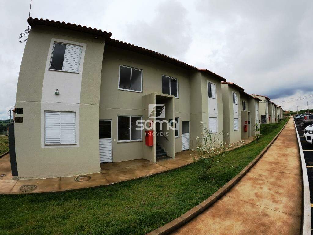 Apartamento para aluguel no Serra Dourada: 
