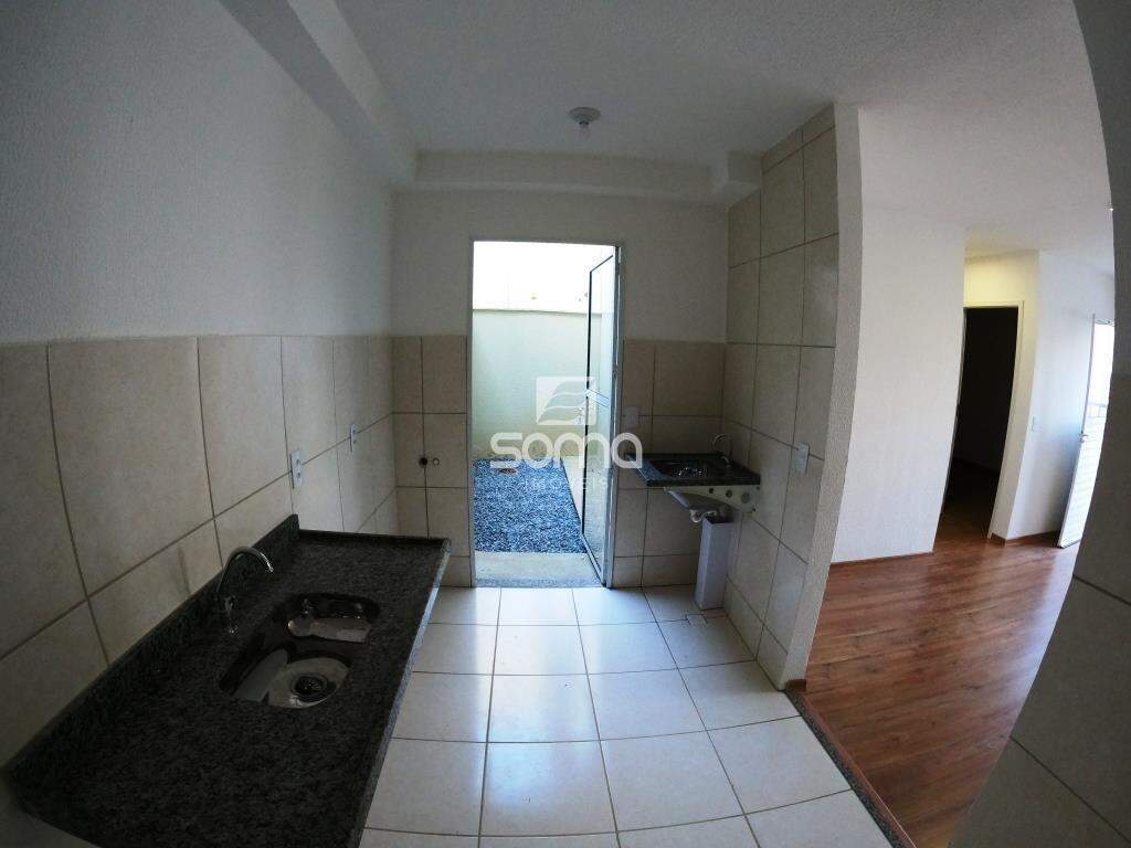 Apartamento para aluguel no Serra Dourada: 