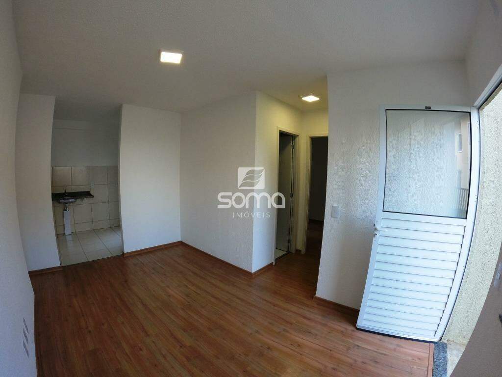 Apartamento para aluguel no Serra Dourada: 