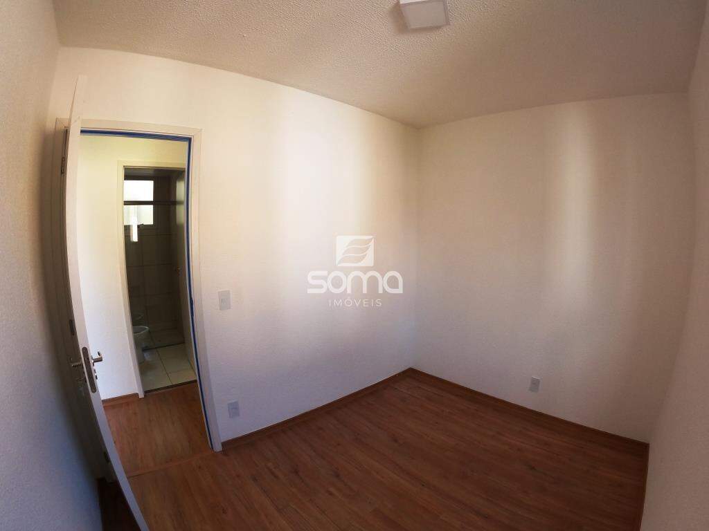 Apartamento para aluguel no Serra Dourada: 