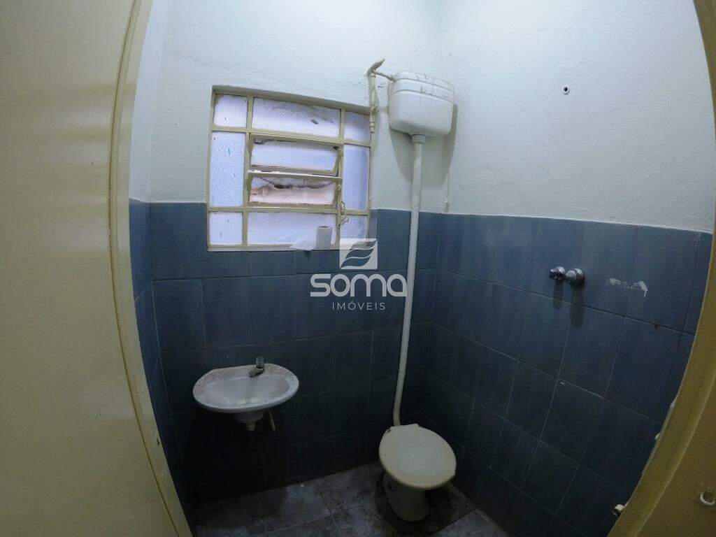 Casa para aluguel no Centro: 